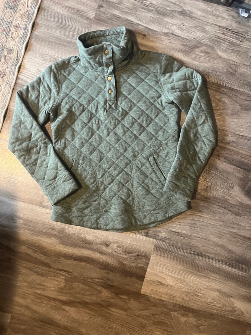 Marmot Quilted Pullover in Olive Green